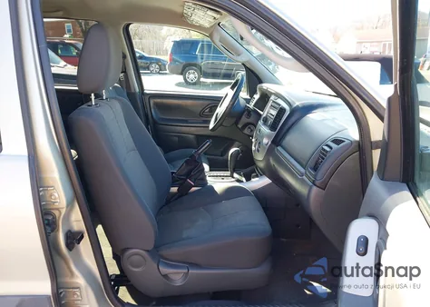 2006 Mazda Tribute I z USA, uszkodzony, nr VIN 4F2YZ92Z06KM12683